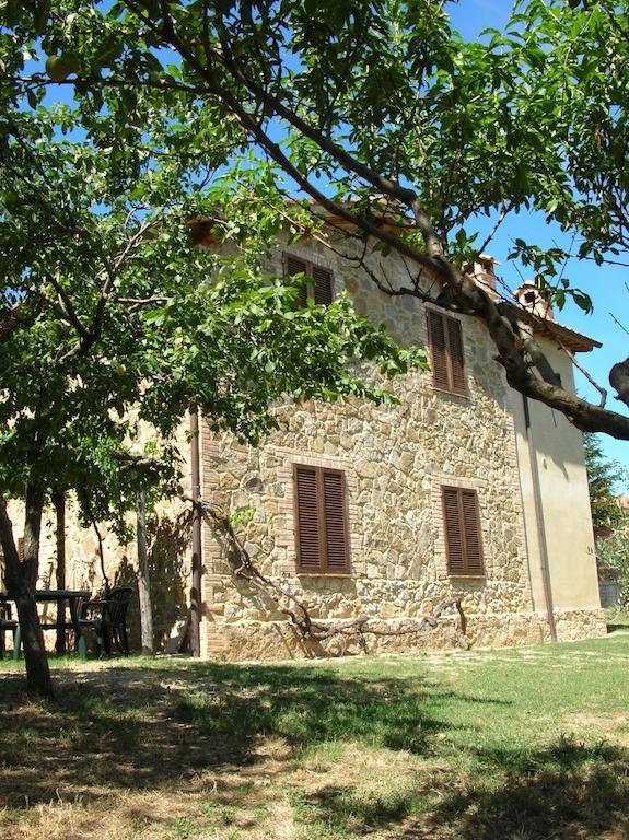 Casa Vacanze Porta Vecchia Монтальчино Номер фото